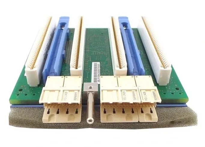 03N5878 IBM U320 SCSI 4-Pack Disk Drive Backplane Board