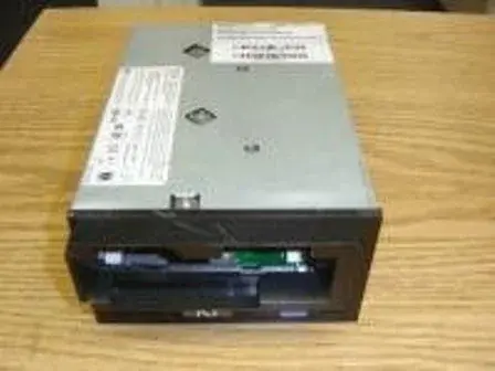 08L9762 IBM 100GB/200GB LTO Ultrium 1 Fibre Channel Tape Drive