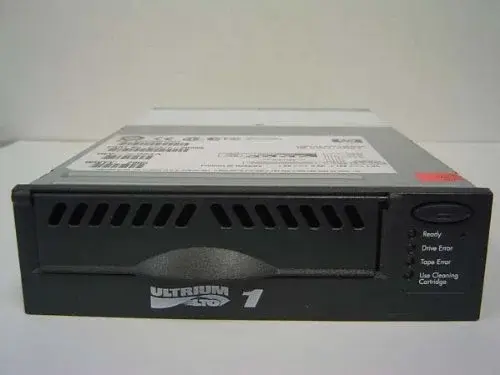 24P2400 IBM LTO Ultrium 1 100GB/200GB SCSI 5.25-inch 1/...