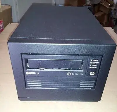 CL1102-SST Quantum 400GB/800GB Desktop LTO Ultrium-3 Tape Drive